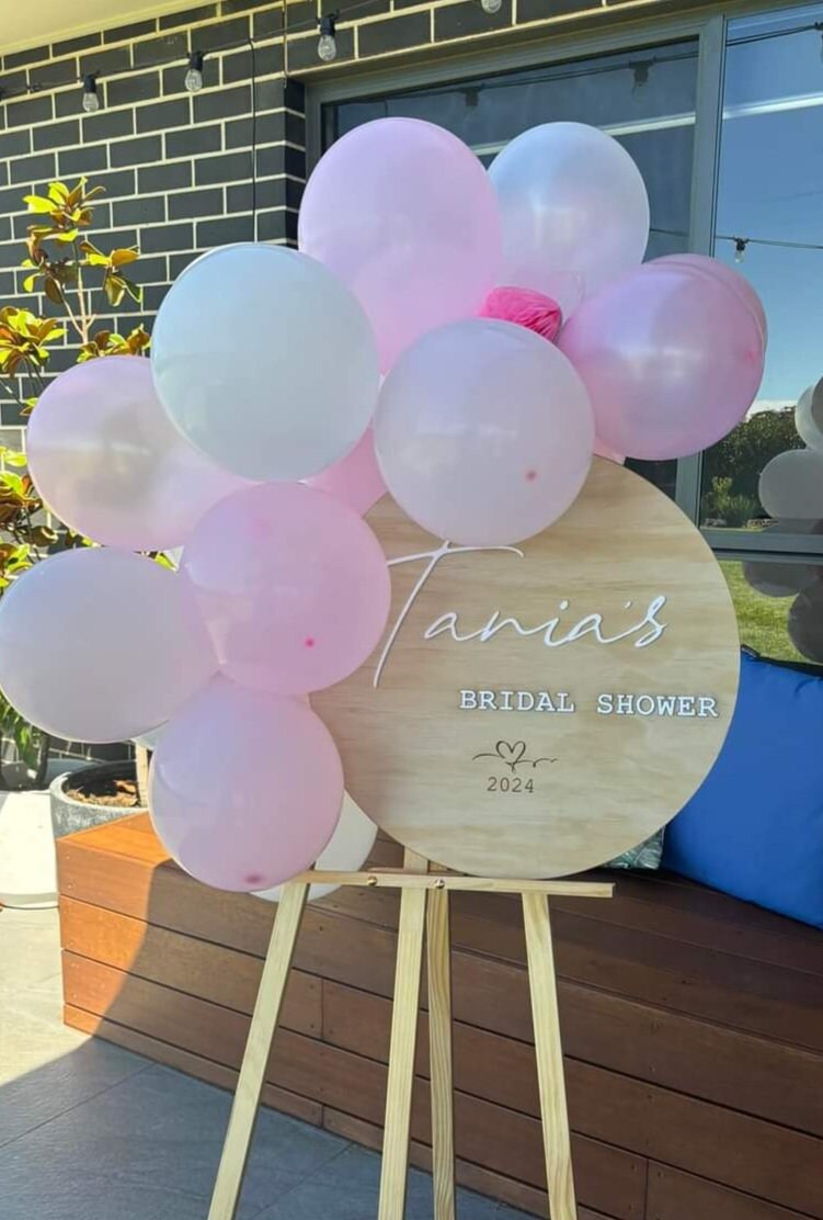 Round Timber Special Occasion Signs