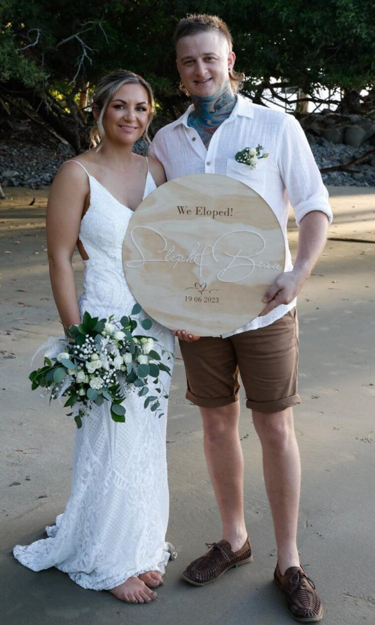 Round Timber Special Occasion Signs