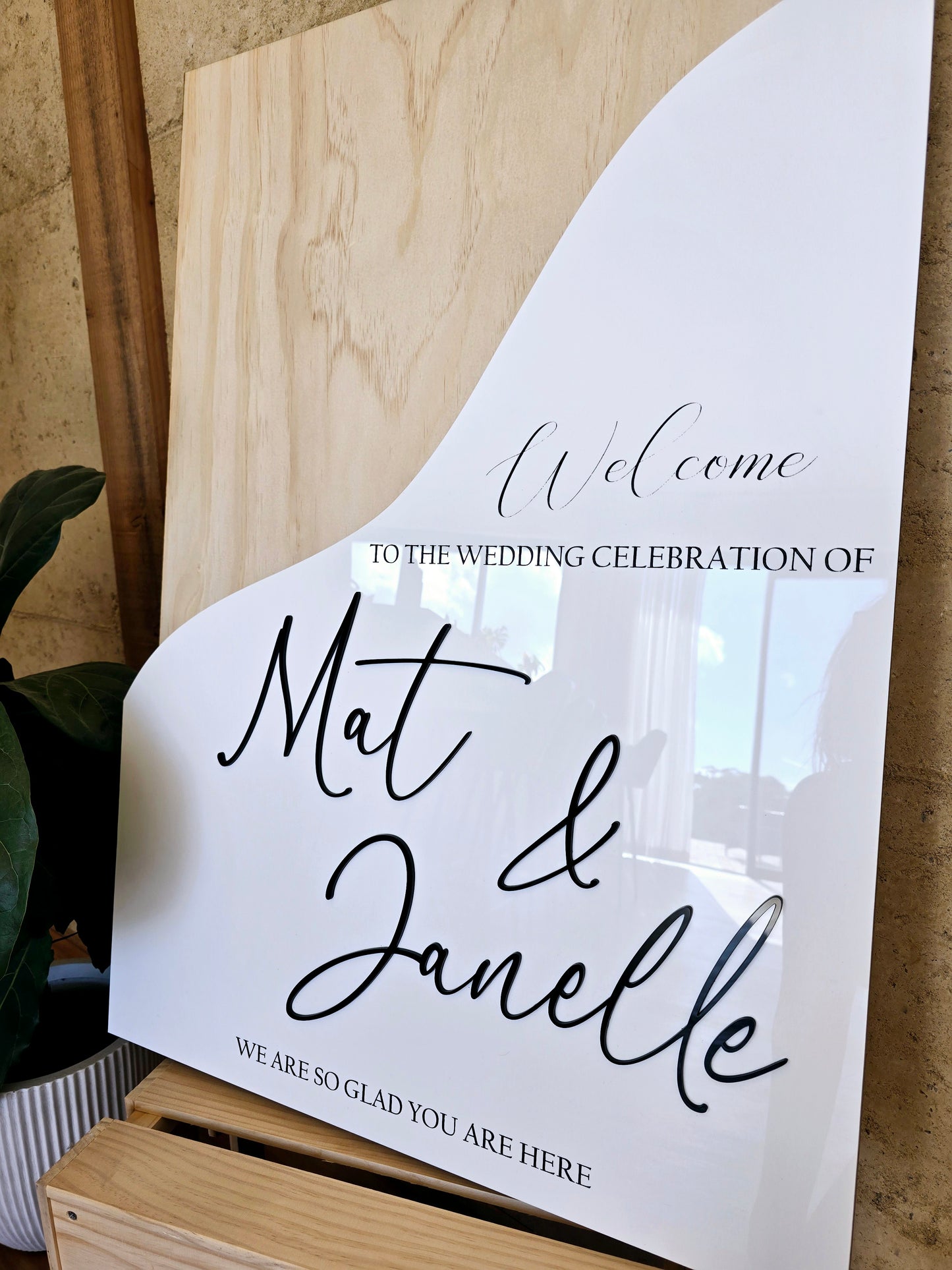 Box Welcome Sign