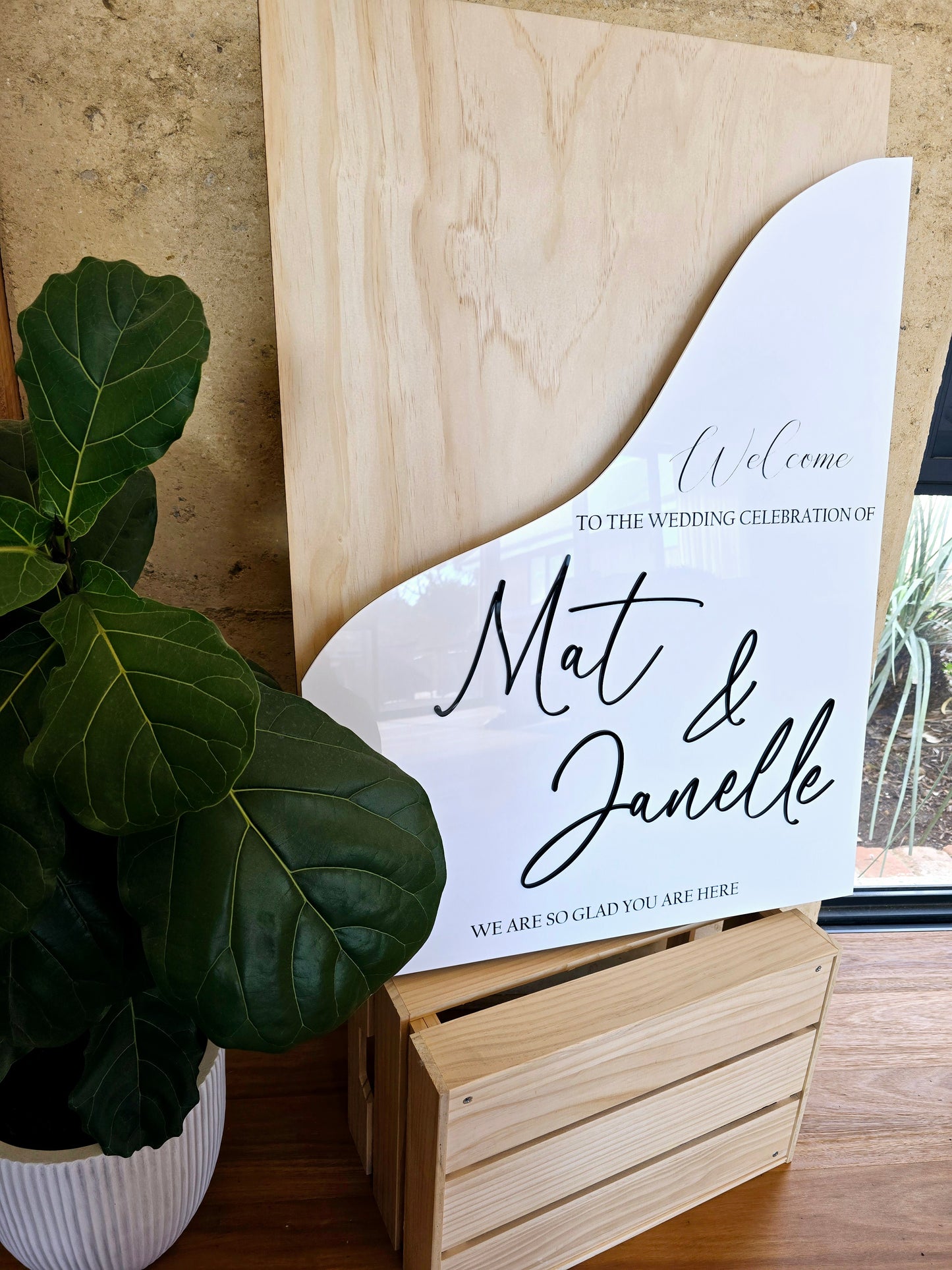 Box Welcome Sign